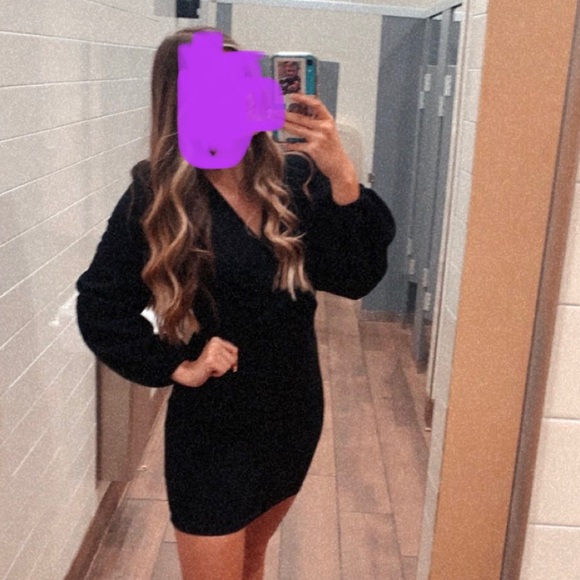 Black long sleeve dress - Picture 2 of 2